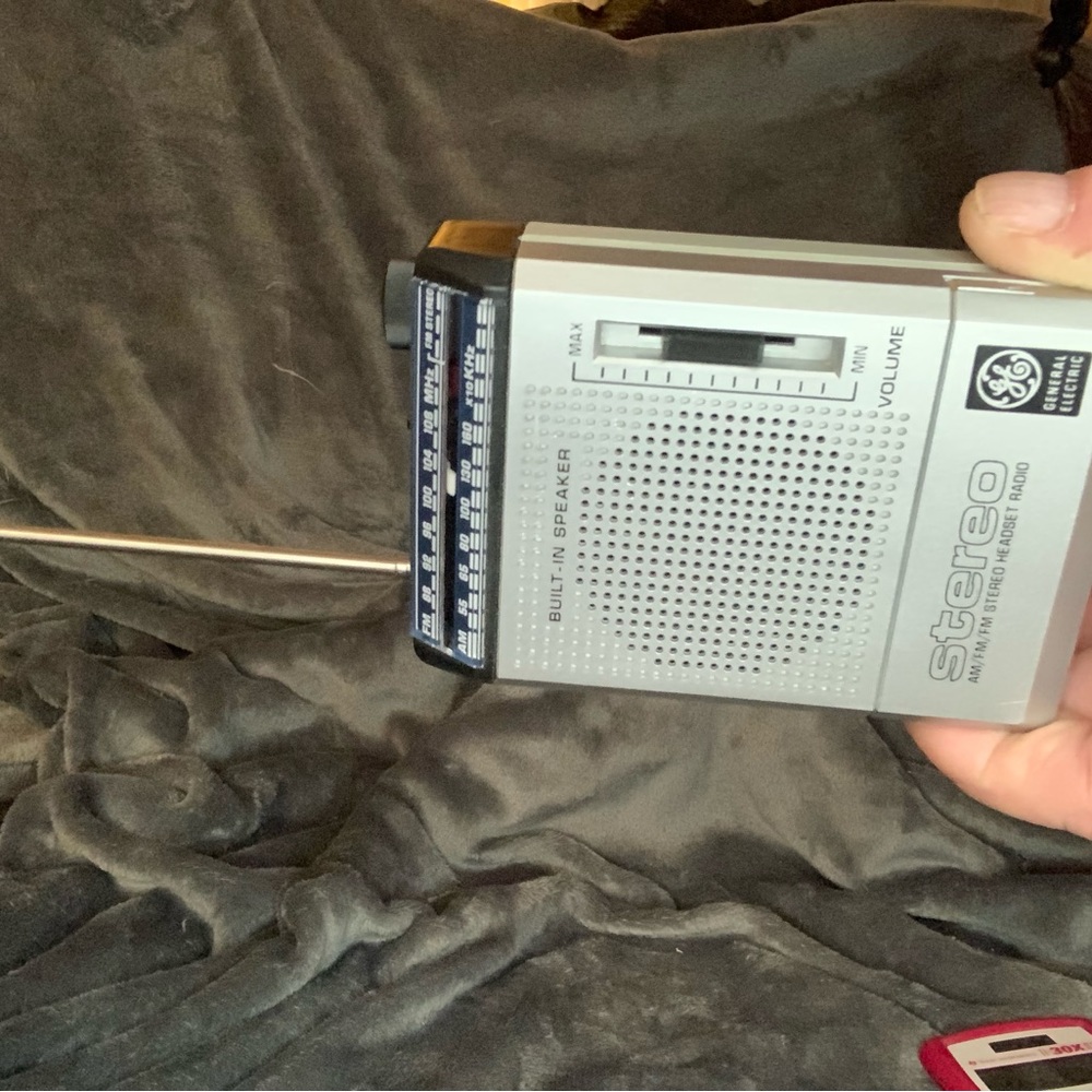 General electric vintage, portable AM, and FM radio